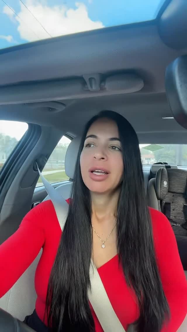 Post 4 by Yesenia Gonzalez on Instagram (video)