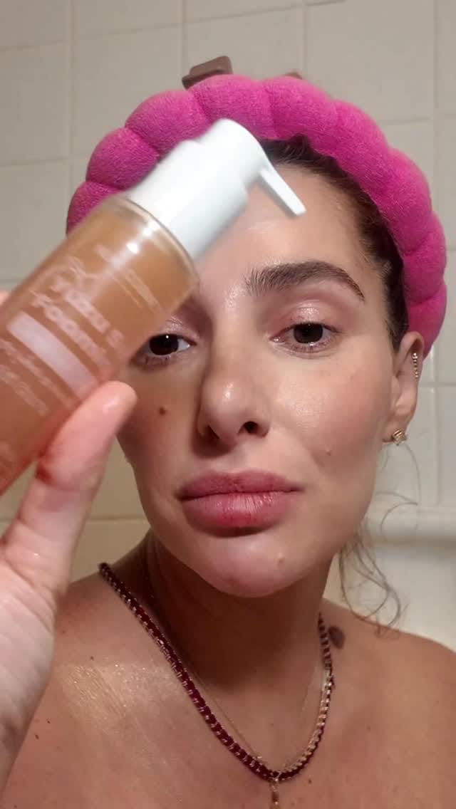 Post 7 by Nuki Cosmetics on Instagram (video)