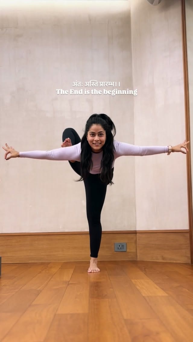 Post 4 by Neha Buddha🧿 on Instagram (video)