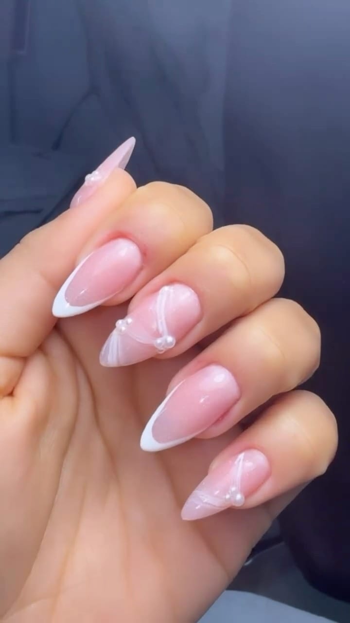 Post 6 by 𝑹𝒐𝒄𝒊𝒐 𝑫𝒊𝒂𝒛 👑 on Instagram (video)