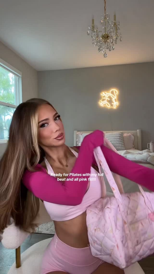 Post 2 by Josephine Morgan ʚ♡ɞ📍LA MUA on Instagram (video)