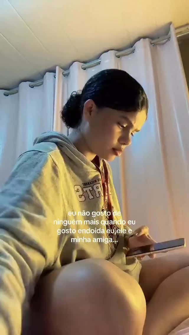 Post 3 by LU SANTOS🧸 on Instagram (video)