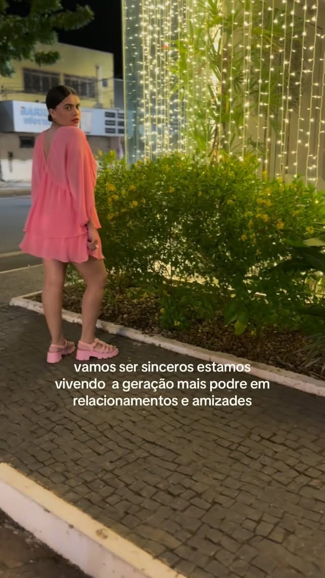 Post 6 by LU SANTOS🧸 on Instagram (video)