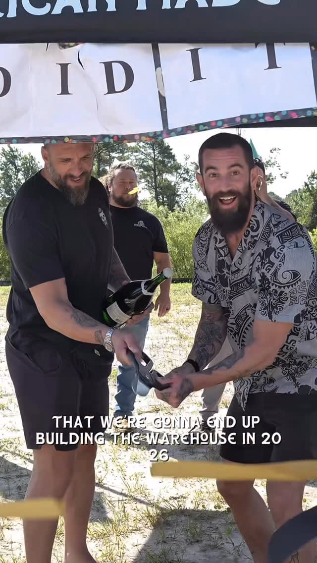Post 8 by 𝐉𝐨𝐡𝐧𝐧𝐲 𝐒𝐥𝐢𝐜𝐤𝐬 𝐈𝐧𝐜.® on Instagram (video)
