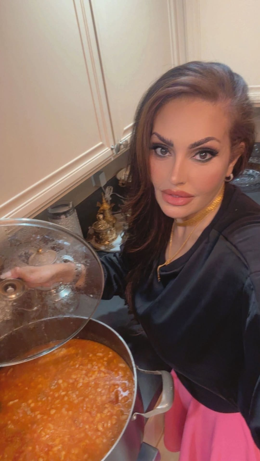 Post 6 by Lina Alhija on Instagram (video)