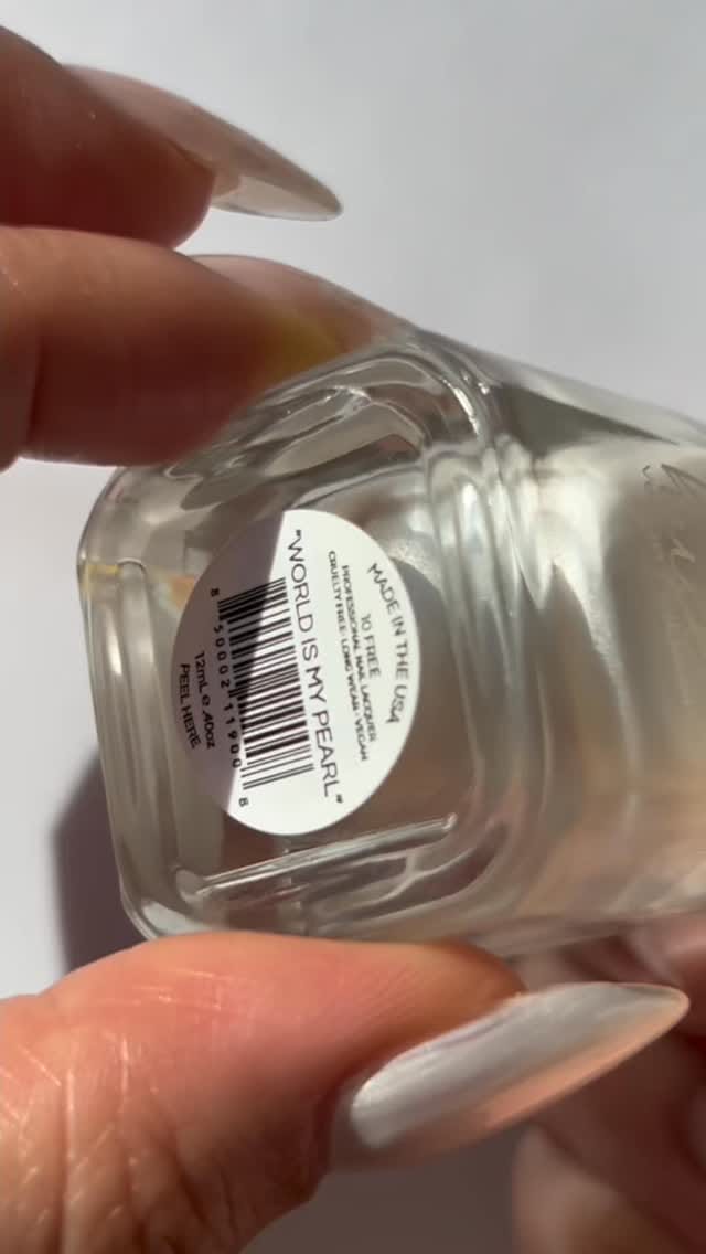 Post 2 by @huellabeauty on Instagram (video)