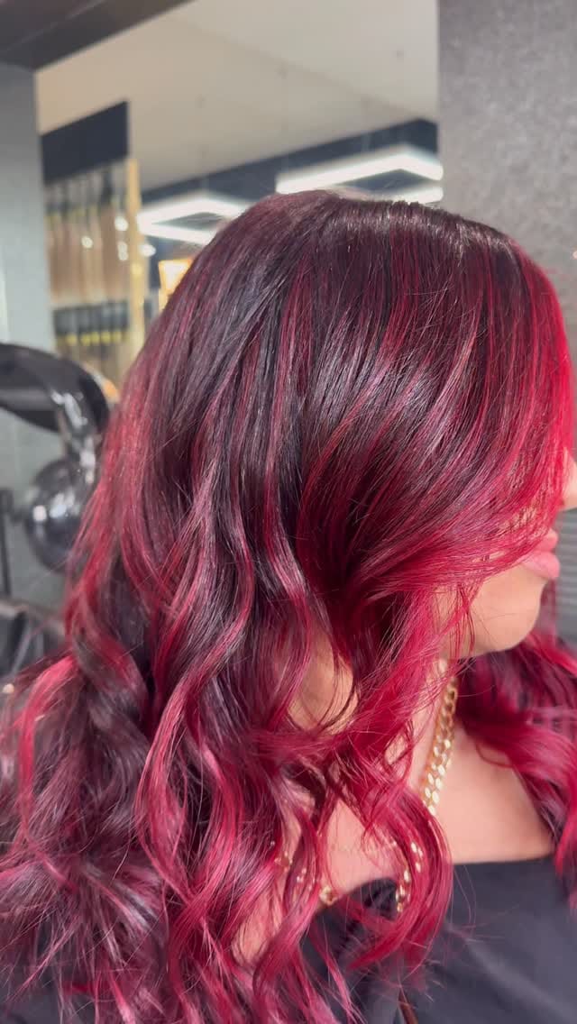Post 3 by Gabriel Samra Hair Salon on Instagram (video)