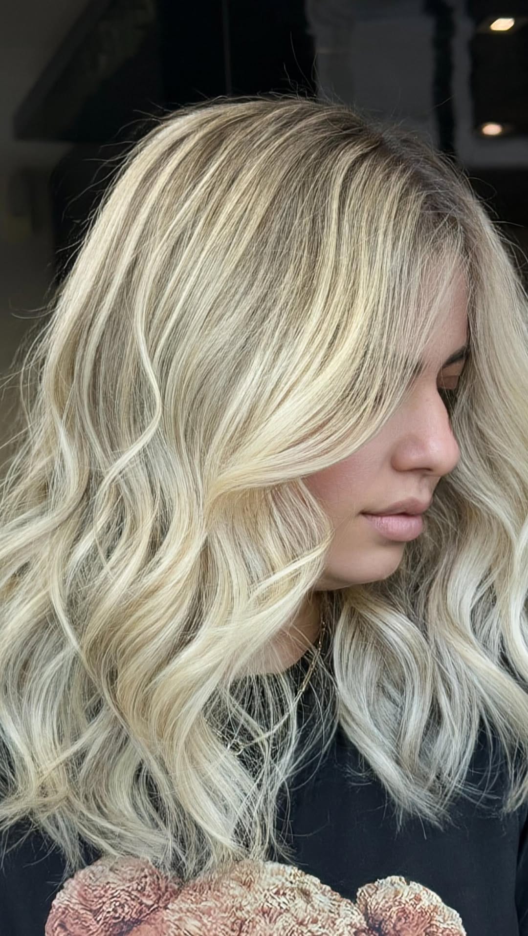 Post 6 by Gabriel Samra Hair Salon on Instagram (video)