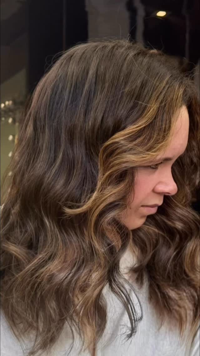 Post 1 by Gabriel Samra Hair Salon on Instagram (video)
