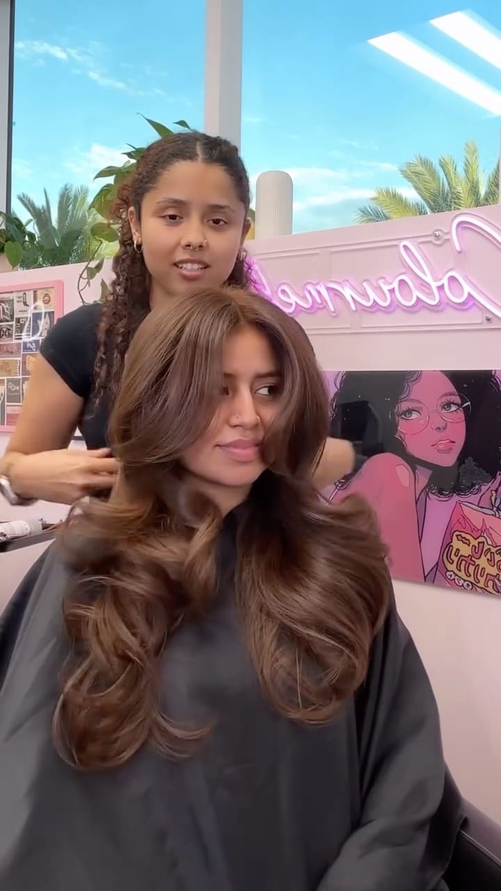 Post 1 by LAHAIRSTYLIST on Instagram (video)