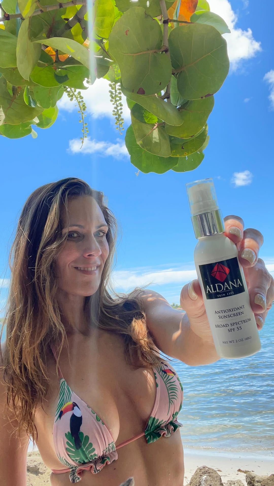 Post 10 by Aldana Skin Life©️ on Instagram (video)