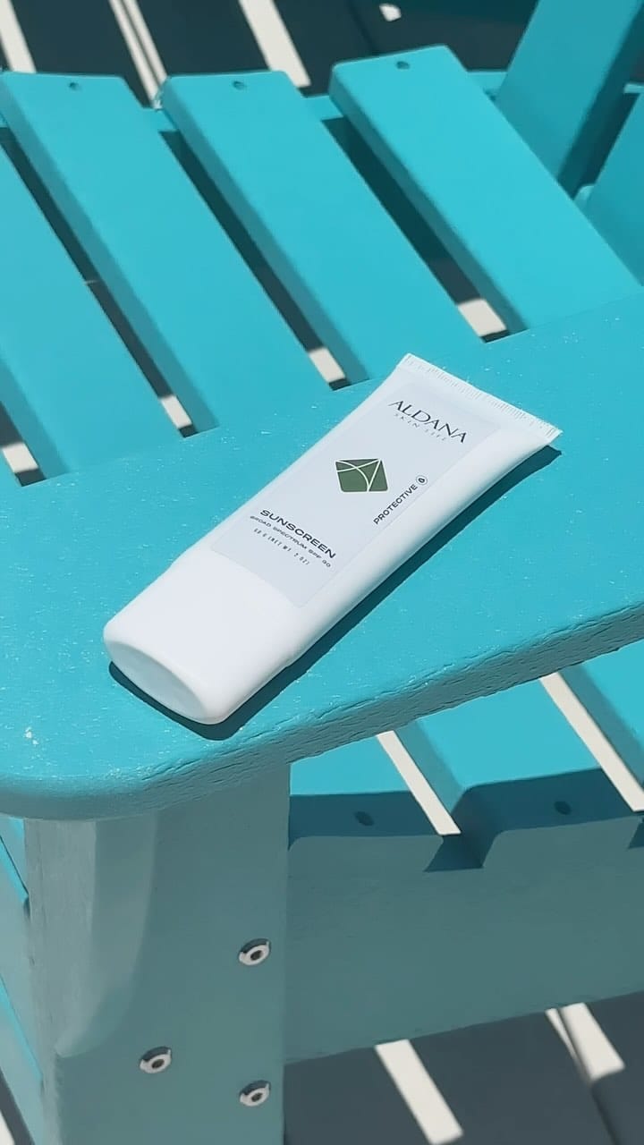 Post 4 by Aldana Skin Life©️ on Instagram (video)