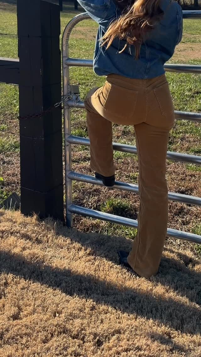 Post 9 by Madison Kizer on Instagram (video)