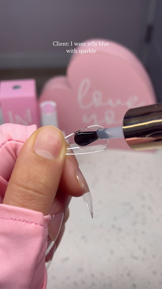 Post 6 by LN Nailed It on Instagram (video)