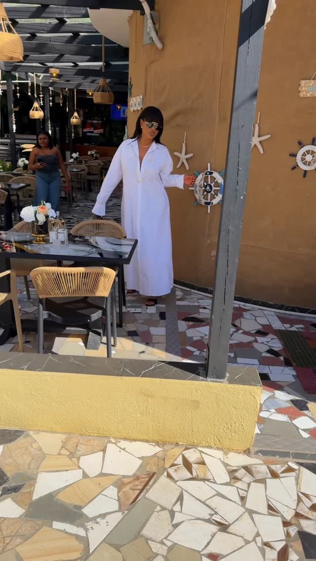 Post 2 by Blondedy Ferdinand on Instagram (video)
