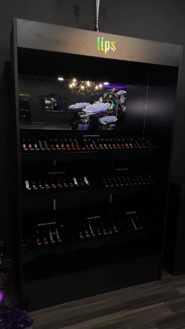 Post 3 by 🌘 Black Moon Cosmetics®️🌒 on Instagram (video)