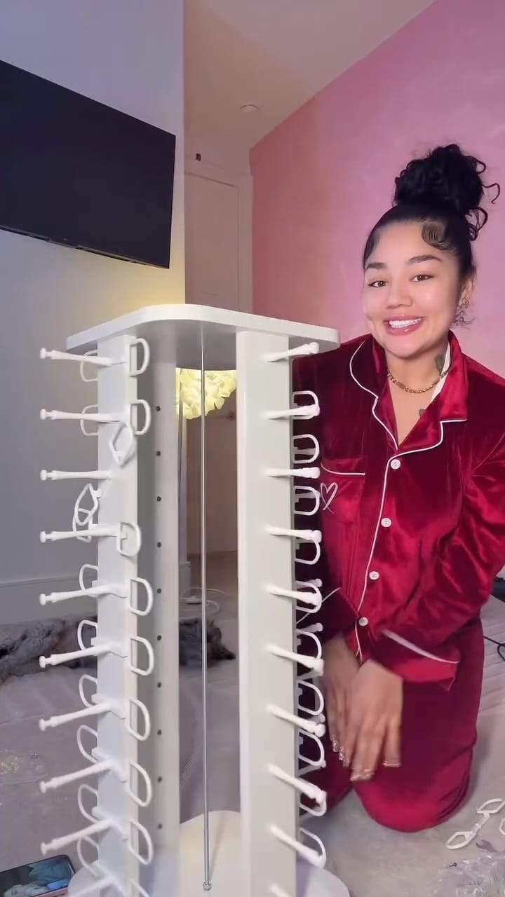 Post 1 by Daysi Dukes on Instagram (video)