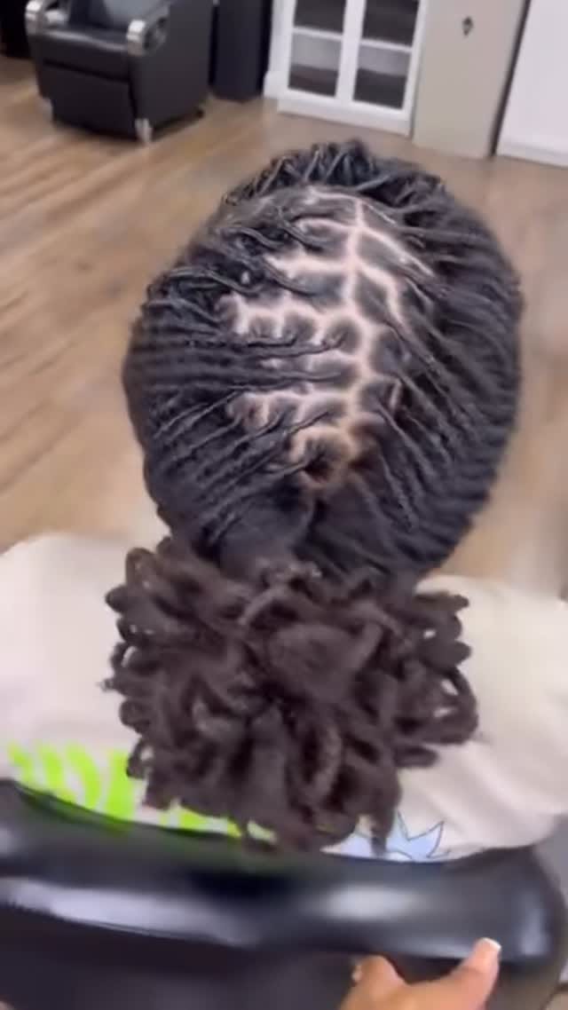 Post 7 by LocNationTM on Instagram (video)