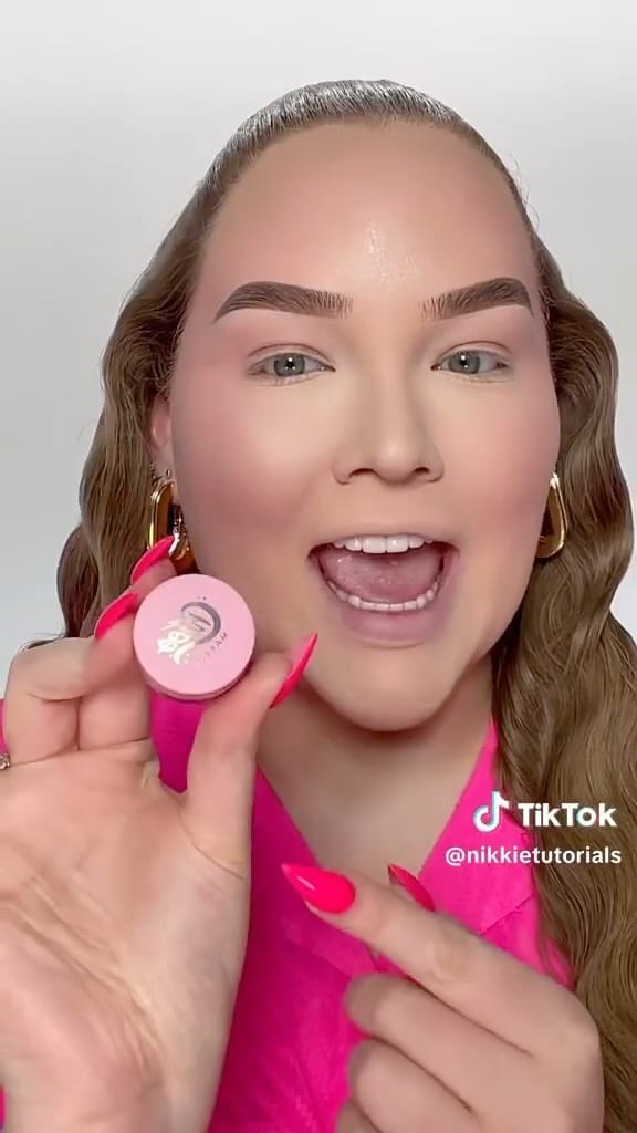 Post 9 by ⚡️ Chaos Makeup  ⚡️ on Instagram (video)