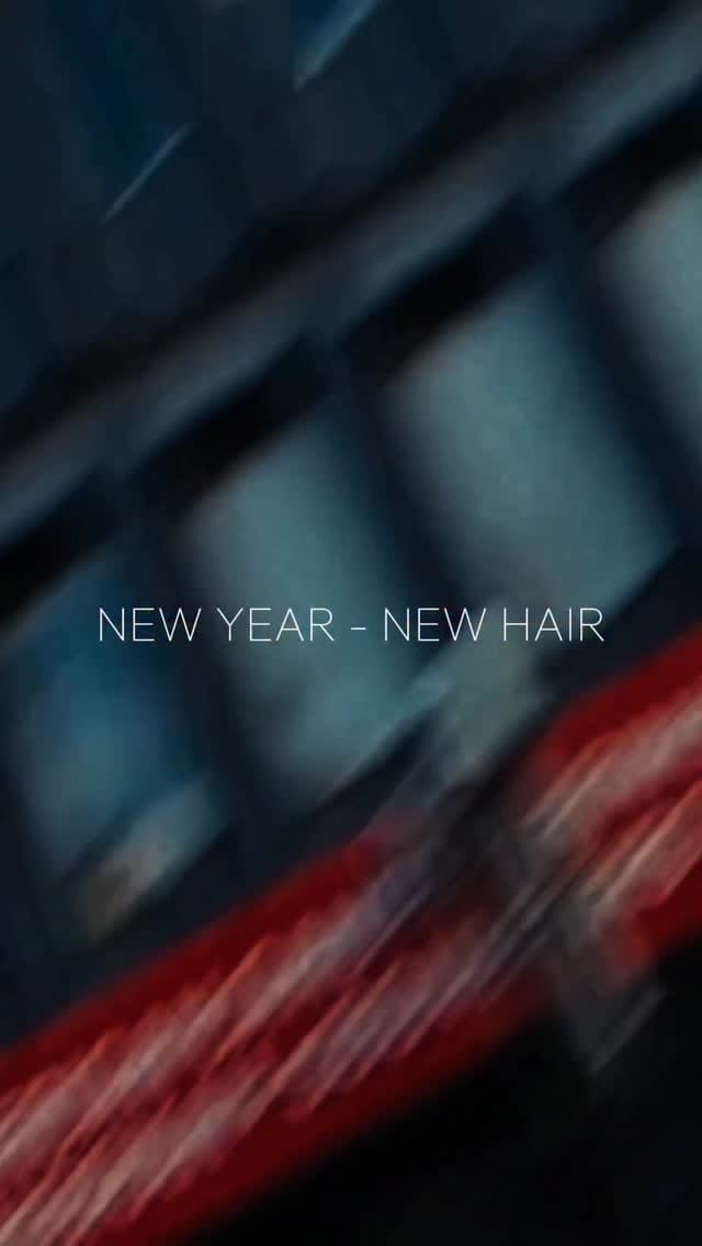 Post 3 by Krailes Hair Extensions Clinic on Instagram (video)