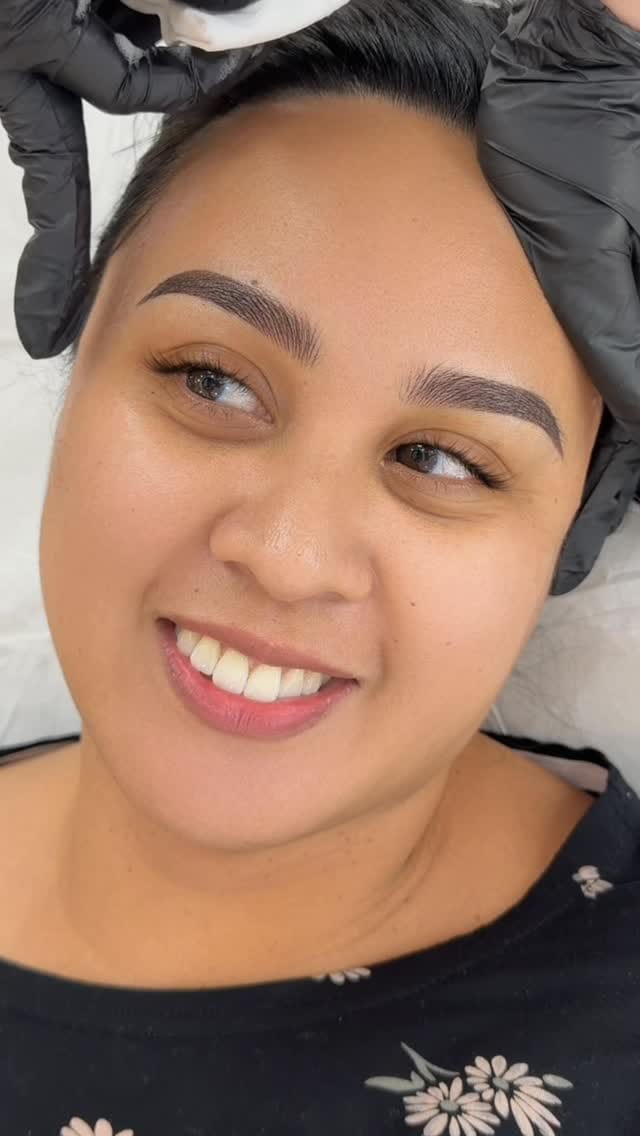 Post 3 by LINNIE PHAN on Instagram (video)
