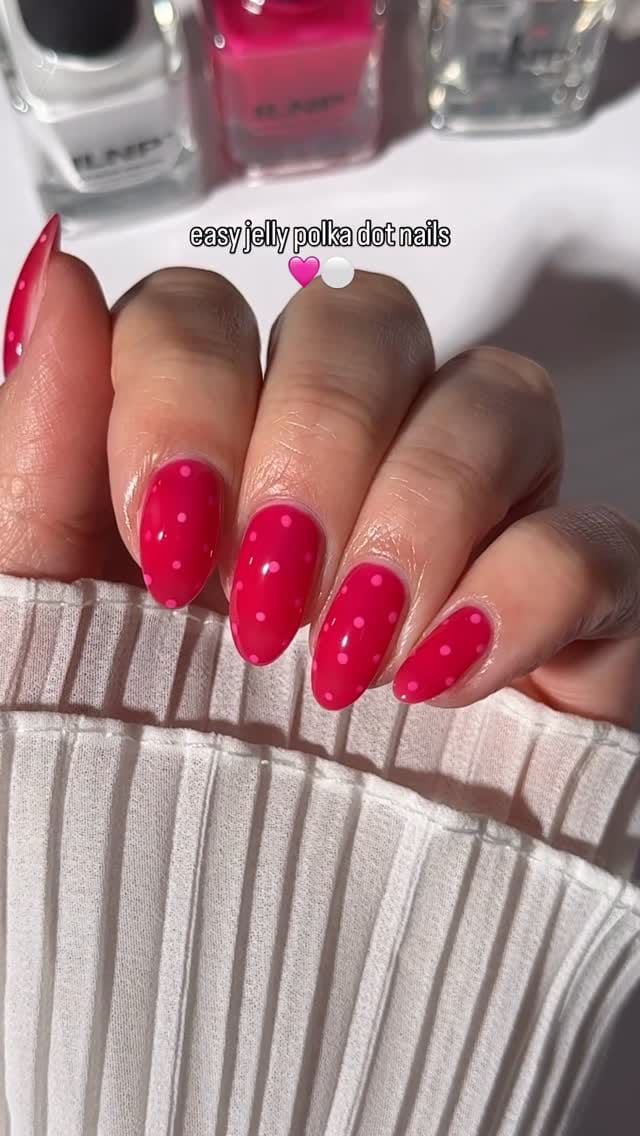 Post 7 by ILNP Cosmetics on Instagram (video)