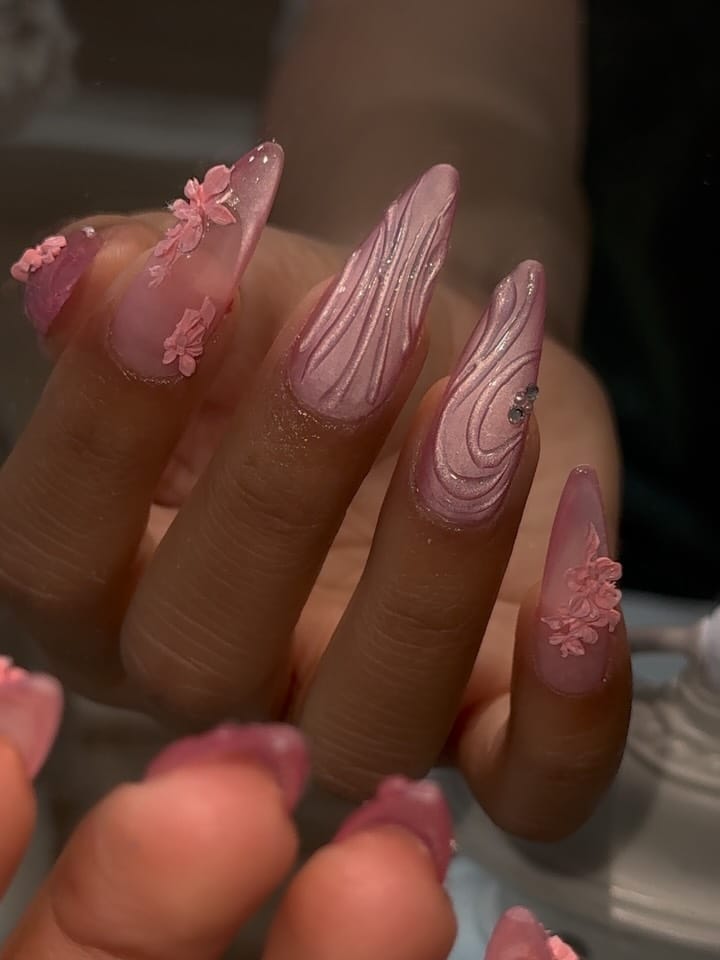 Post 6 by 🤍𝐋𝐚𝐬 𝐕𝐞𝐠𝐚𝐬🤍NAILZVAL LLC on Instagram (carousel)