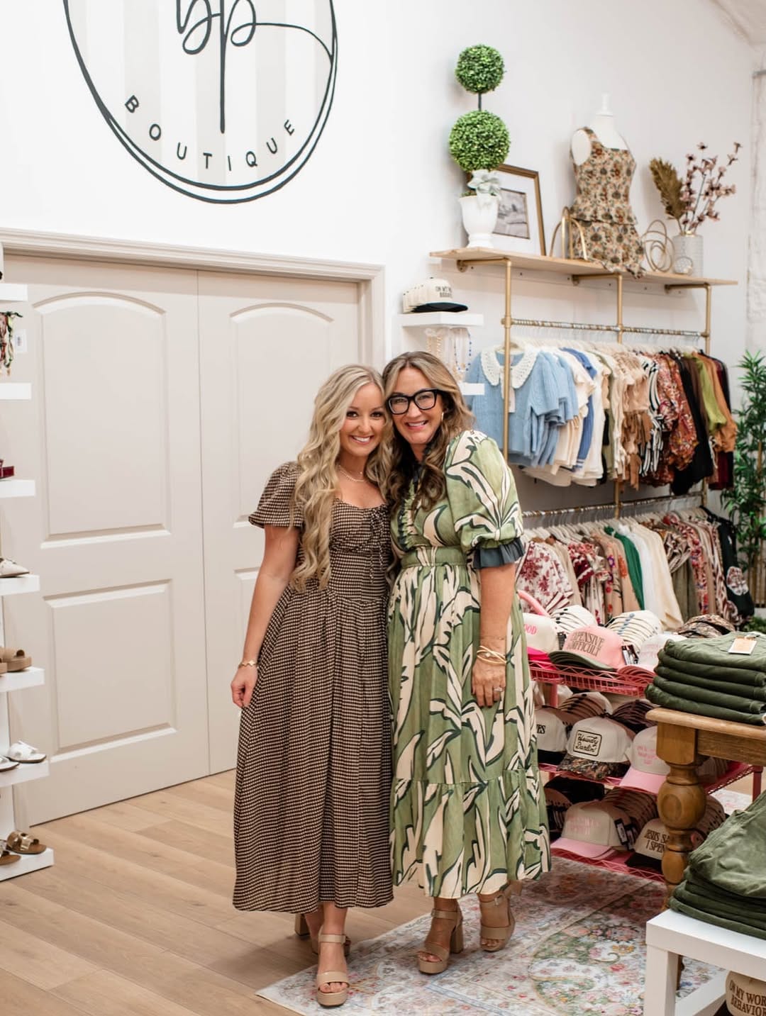 Post 7 by The Black Pearl Boutique on Instagram (carousel)
