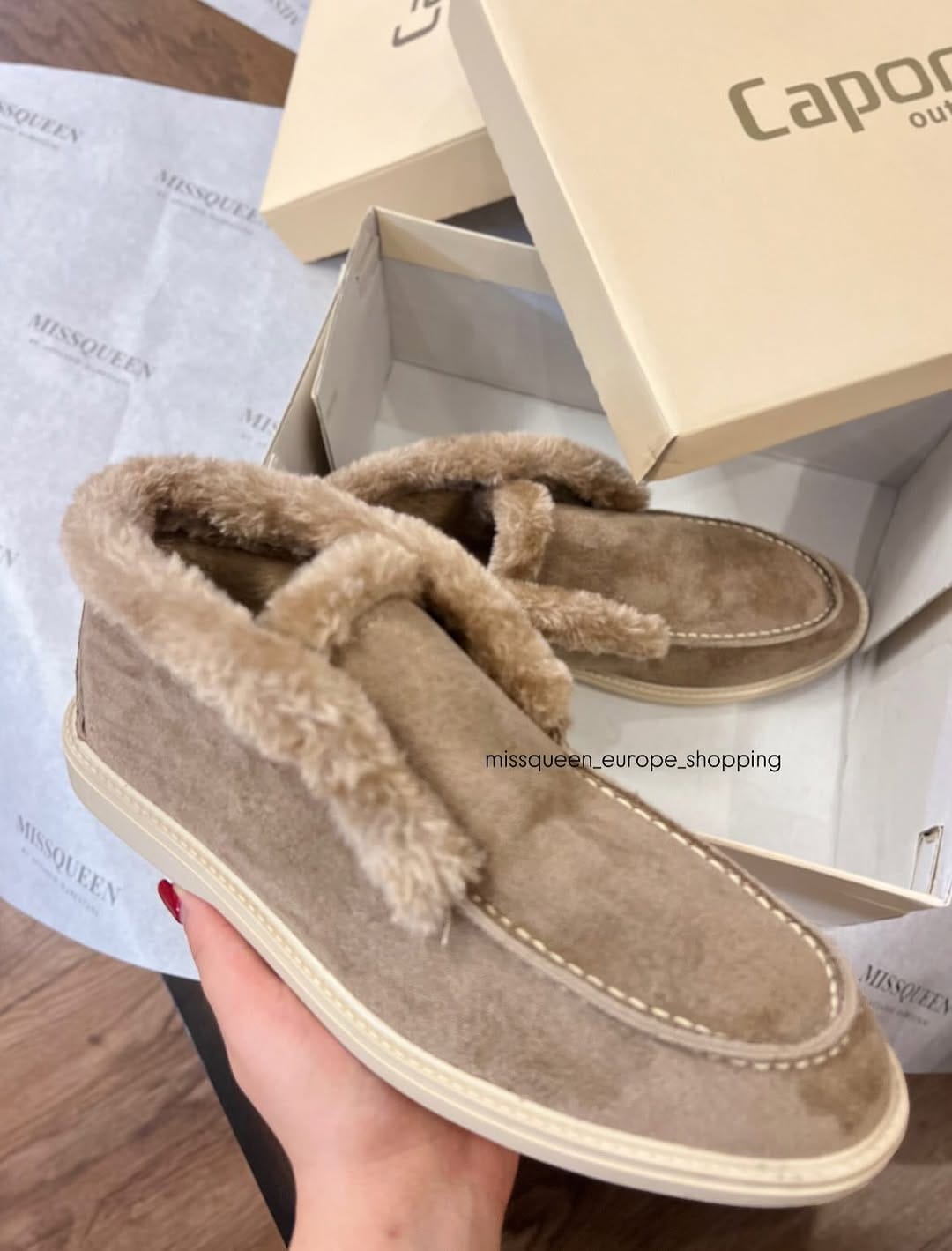 Post 2 by خريدازتركيه وانگليس-ميس كويين on Instagram (carousel)