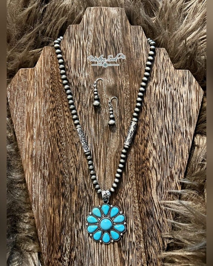 Post 9 by Western Soul®️ on Instagram (image)