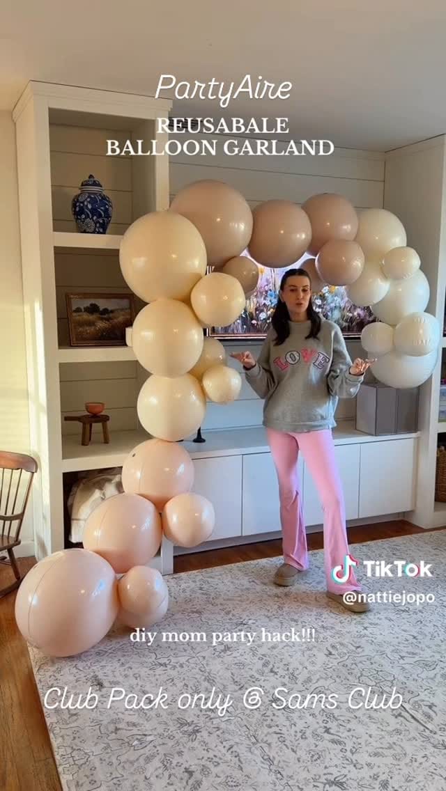 Post 1 by PartyAire® | Reusable Balloons on Instagram (video)