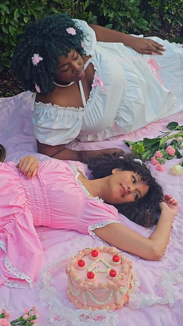 Post 1 by My Violet on Instagram (video)