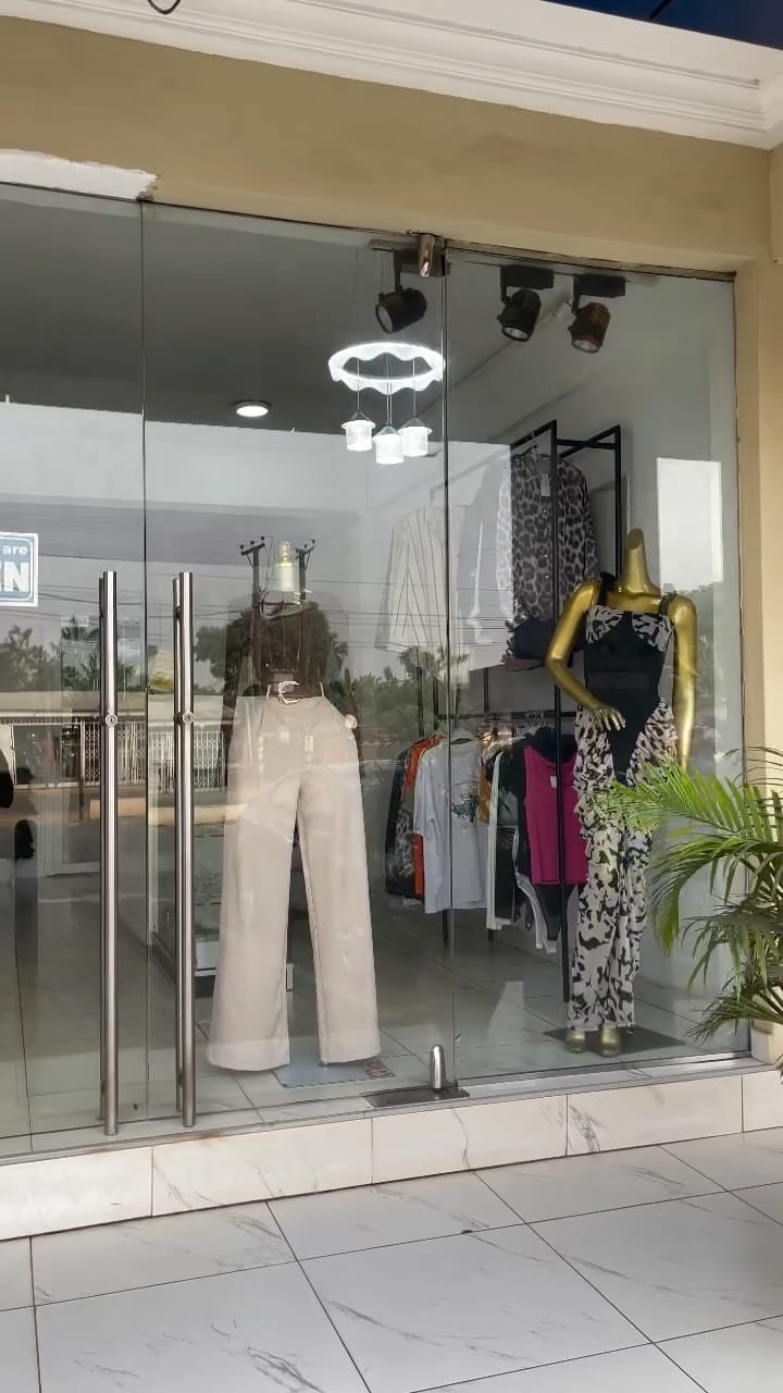 Post 7 by 🇬🇭 No1 Women’s Clothing in Ghana on Instagram (video)