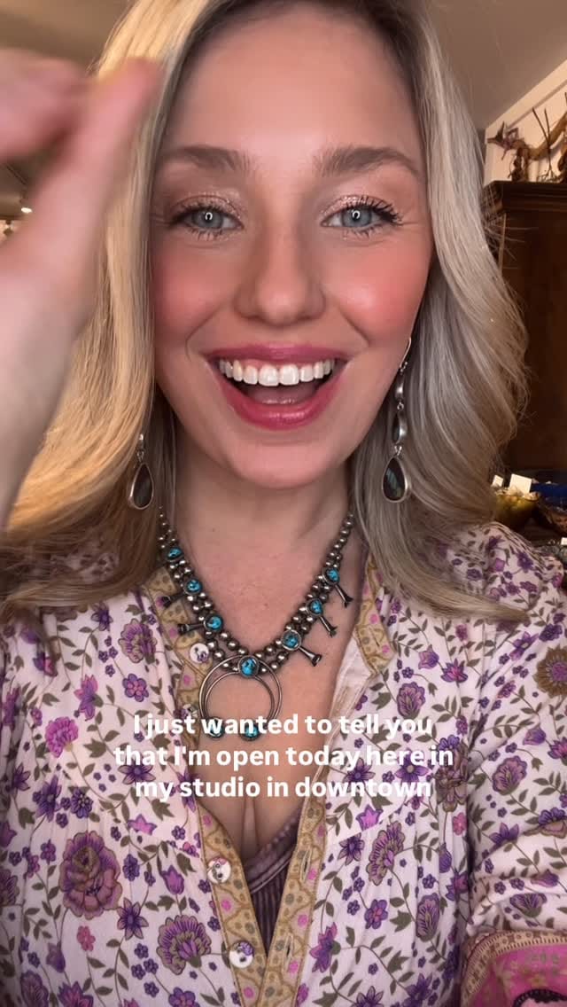 Post 6 by Mallory + Jason on Instagram (video)