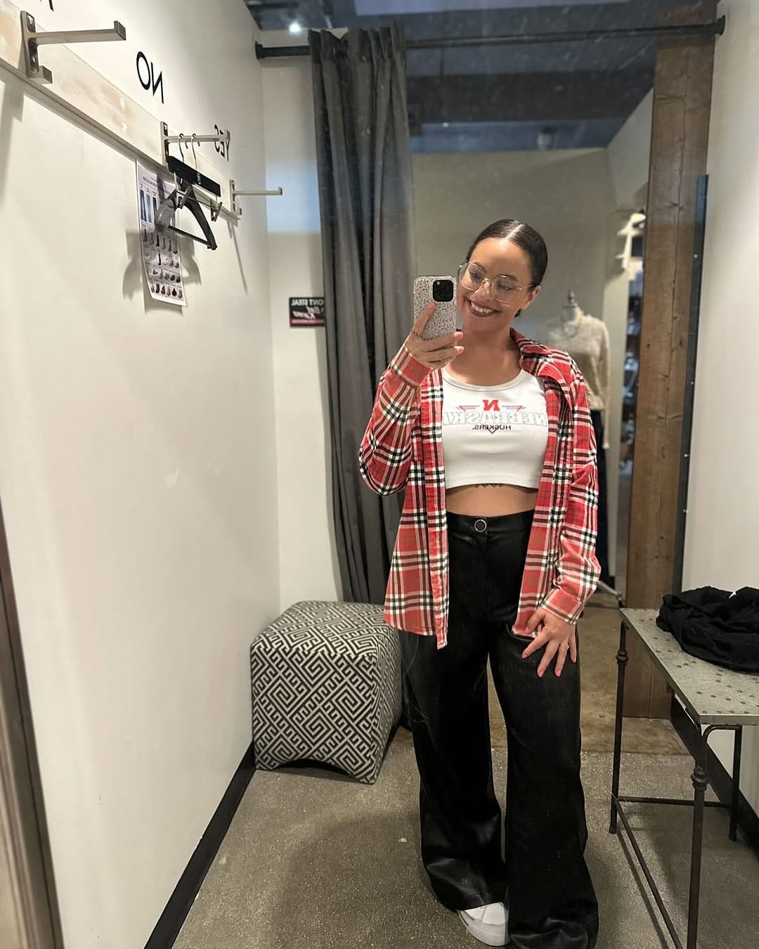 Post 8 by 3 Daughters Boutique on Instagram (carousel)