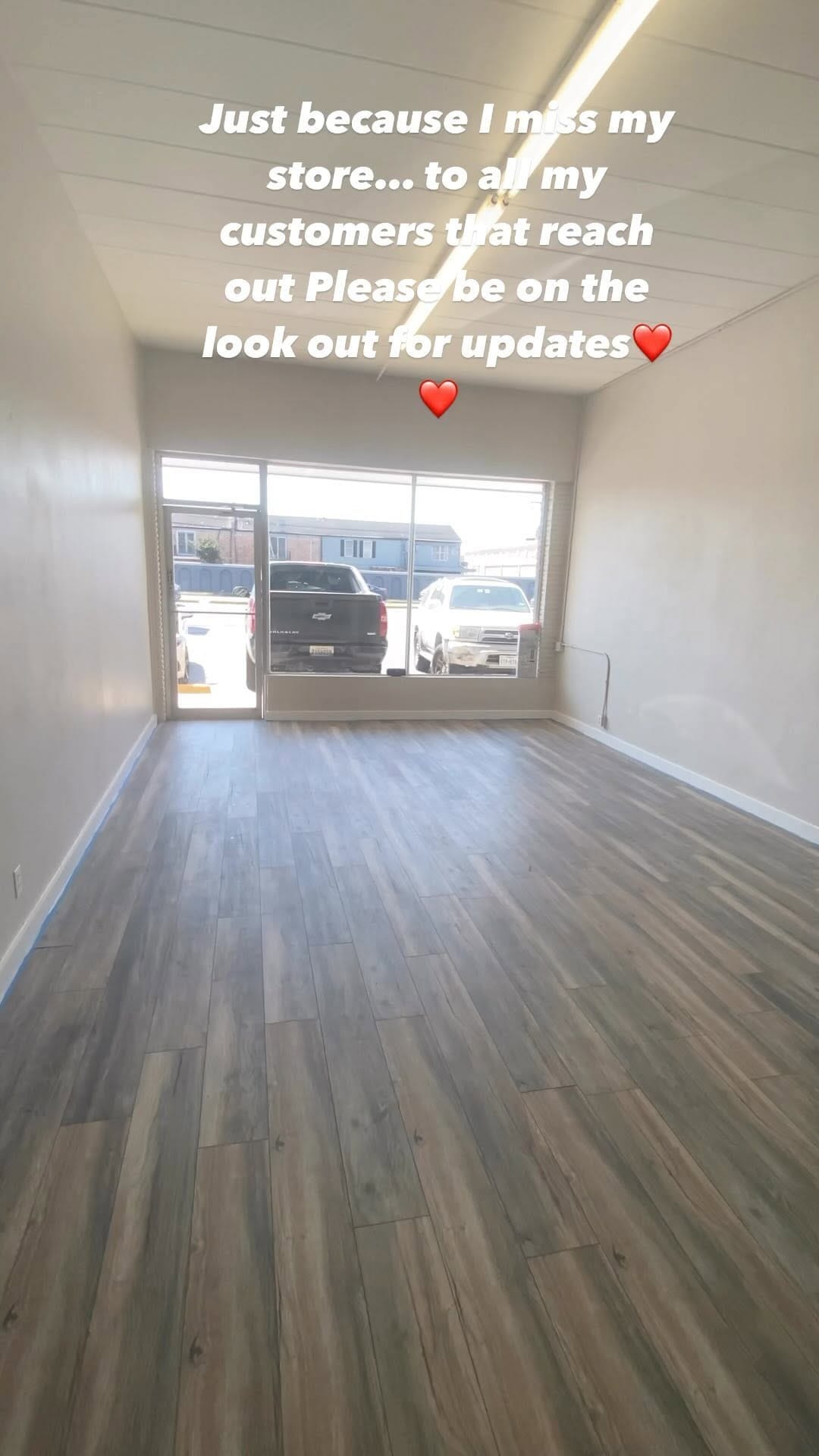 Post 3 by Houston Boutique on Instagram (video)