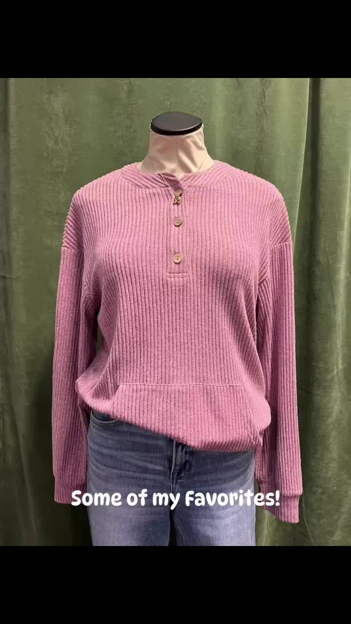Post 2 by Amia Boutique on Instagram (video)