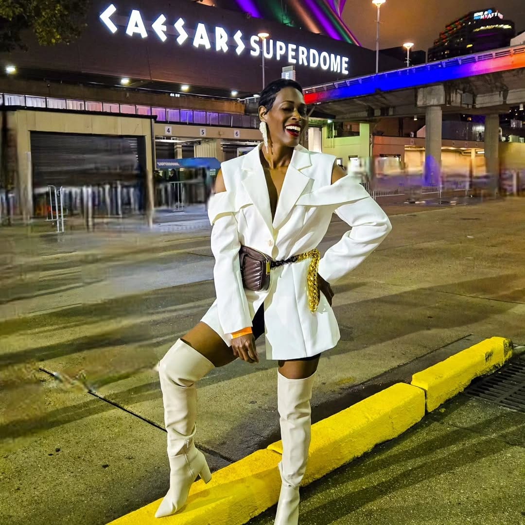 Post 3 by Women’s Boutique on Instagram (carousel)