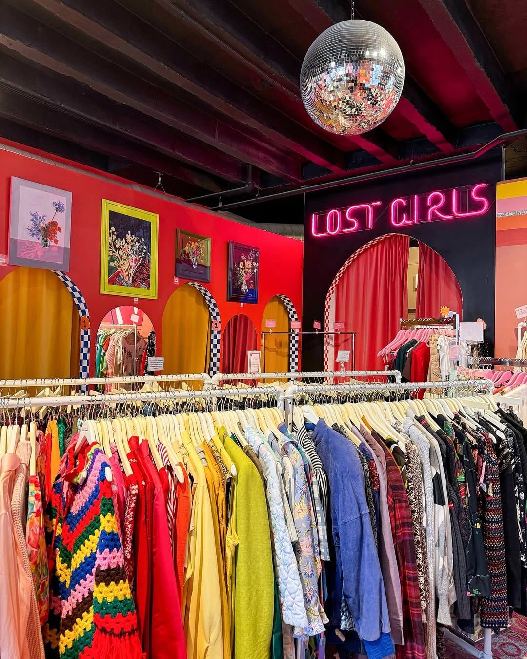 Post 9 by Lost Girls 🌹Chicago Vintage on Instagram (carousel)