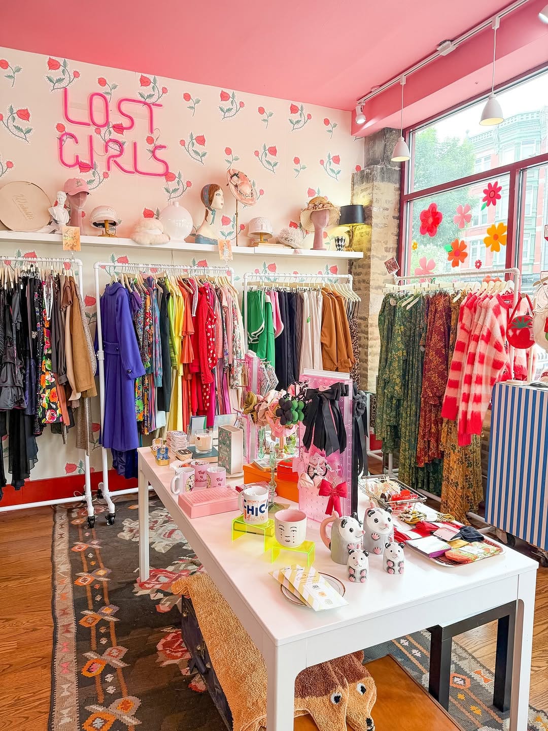 Post 8 by Lost Girls 🌹Chicago Vintage on Instagram (image)