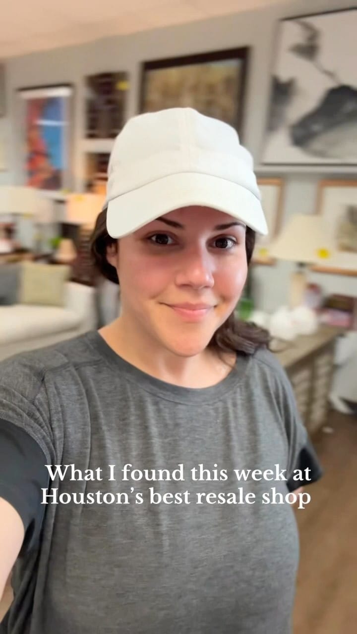 Post 3 by Samantha Hoffer Furniture + Interiors on Instagram (video)