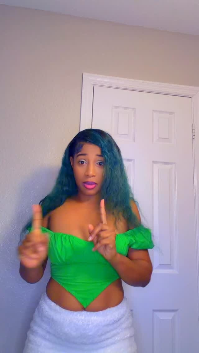 Post 9 by G-Lex on Instagram (video)
