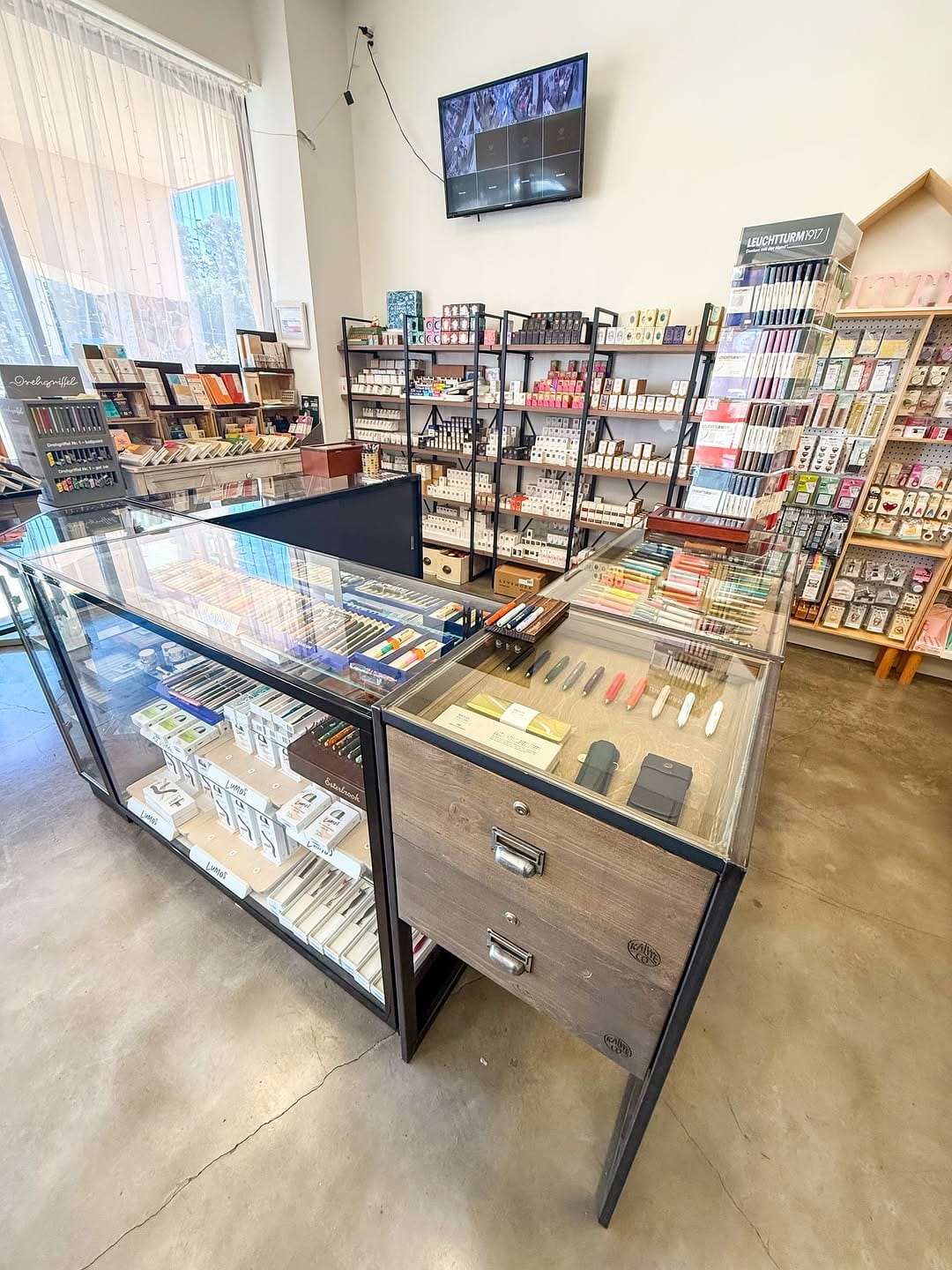 Post 3 by Little Craft Place on Instagram (carousel)