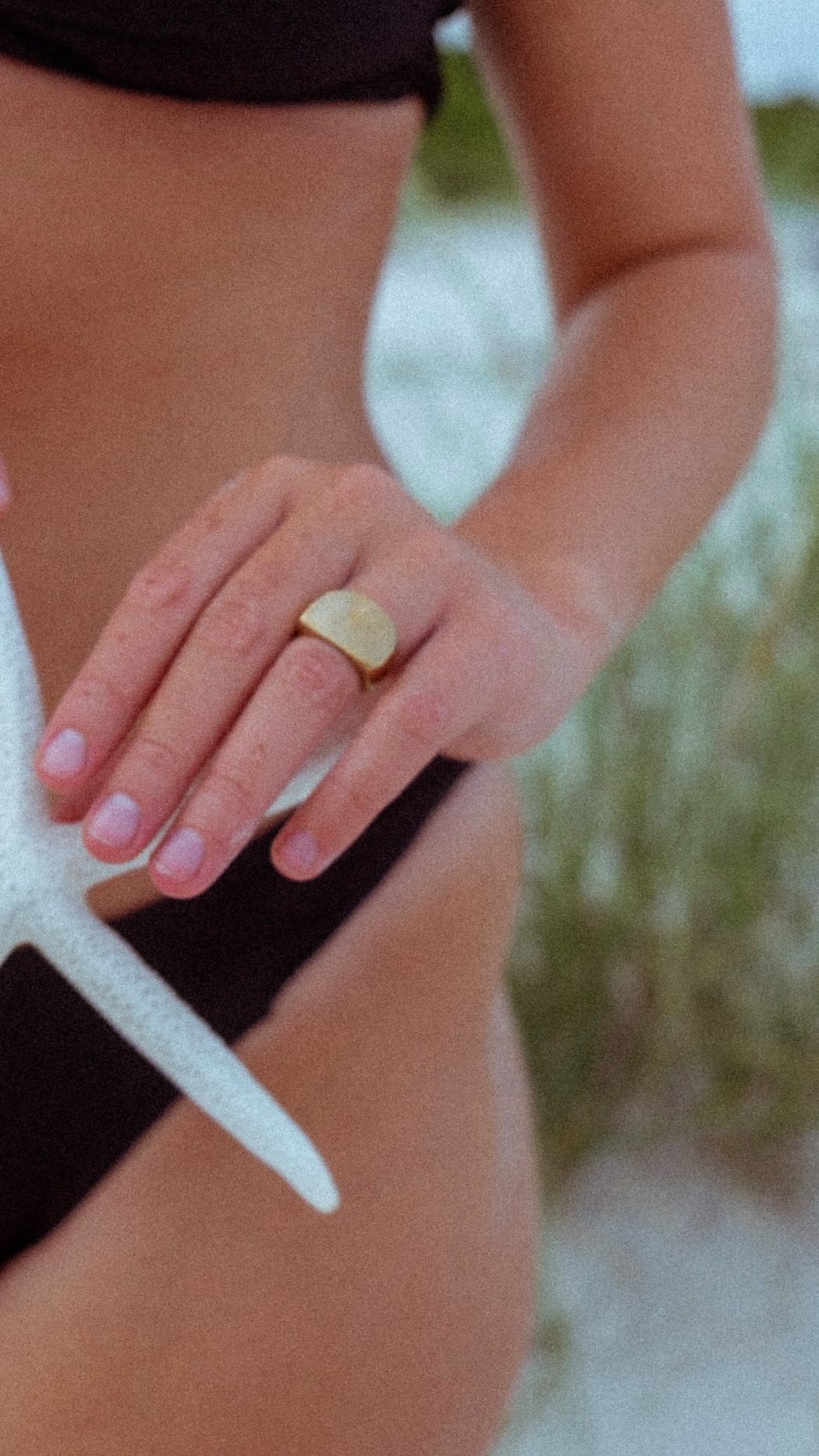 Post 6 by Goldie Jewelry on Instagram (video)