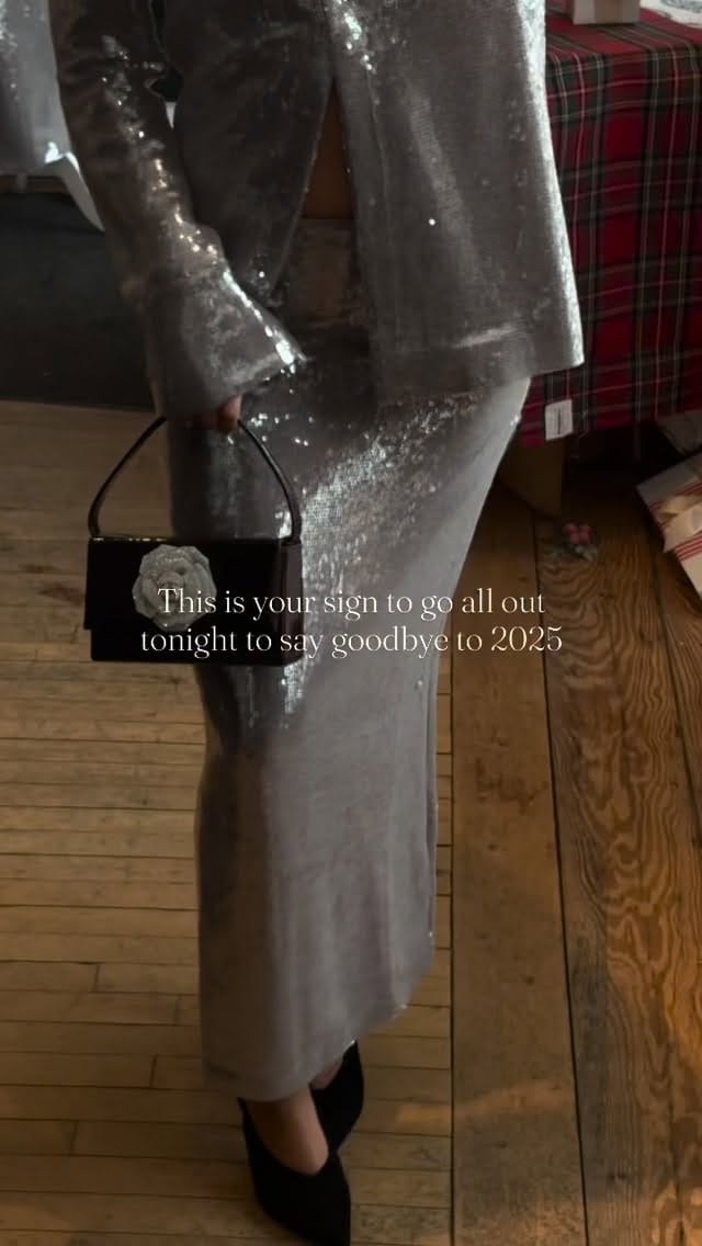 Post 8 by Half & Half Boutique on Instagram (video)
