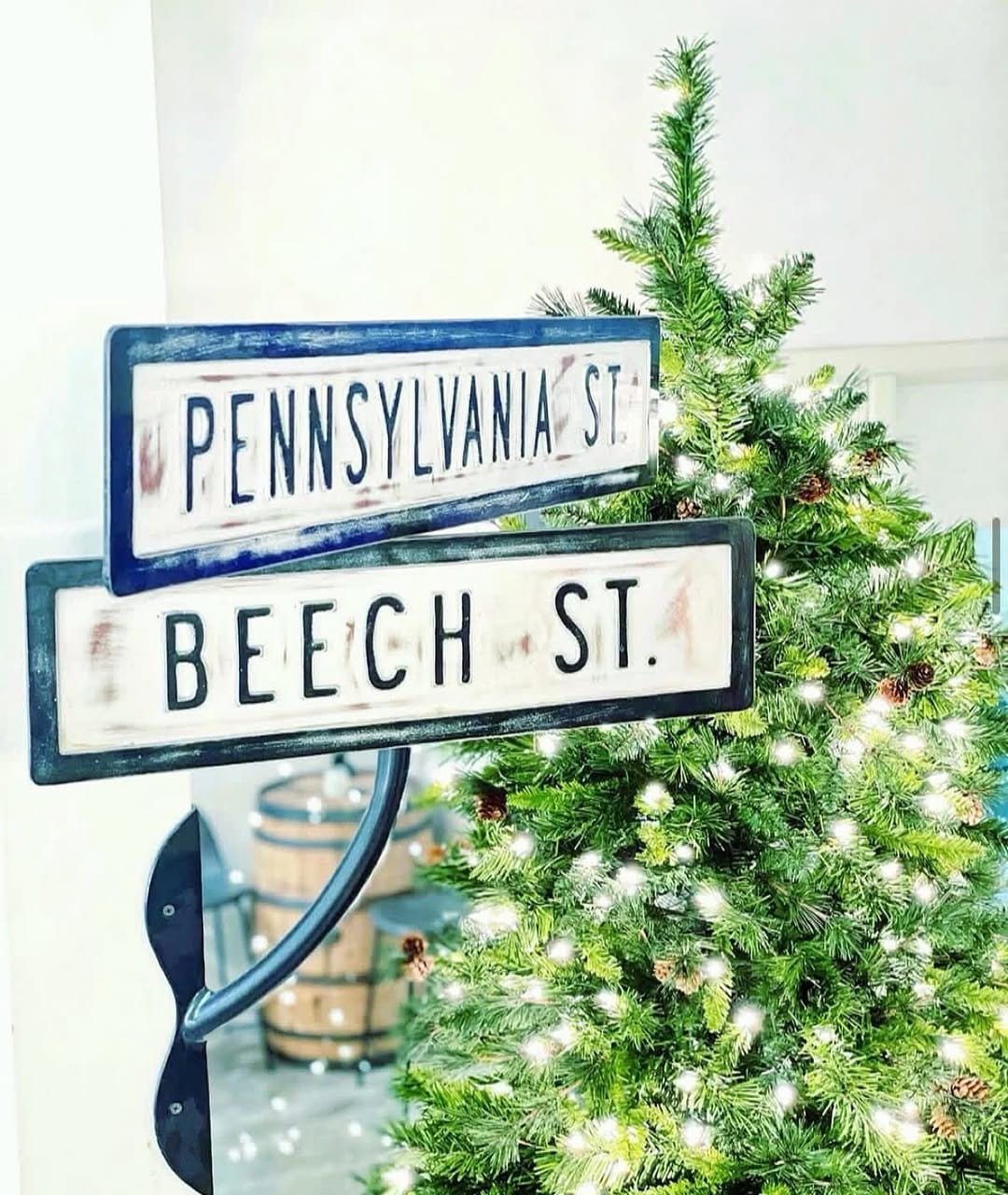 Post 6 by Penn & Beech Candle Co. on Instagram (image)