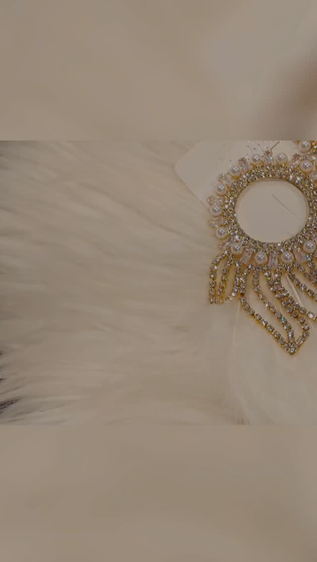 Post 1 by Grace and Free Accessories on Instagram (video)