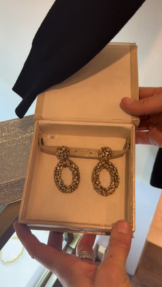 Post 7 by Chel Bella Boutique on Instagram (video)