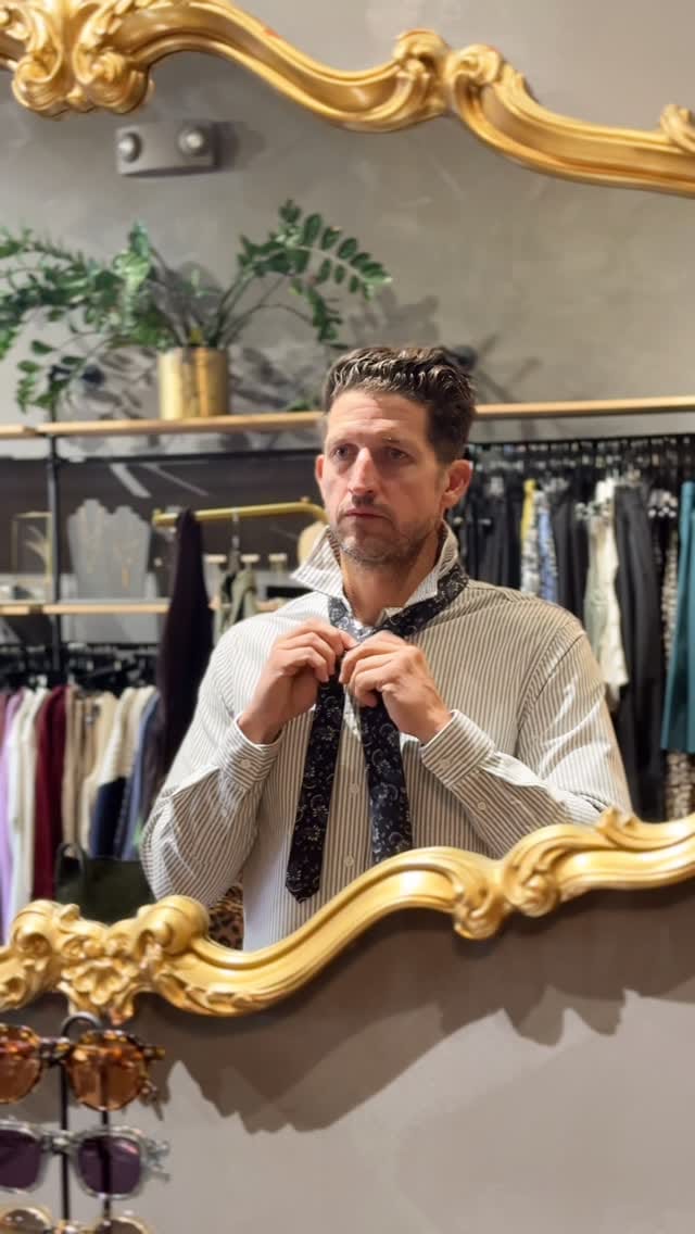 Post 6 by SLOANE - Modern Cincinnati Boutique on Instagram (video)