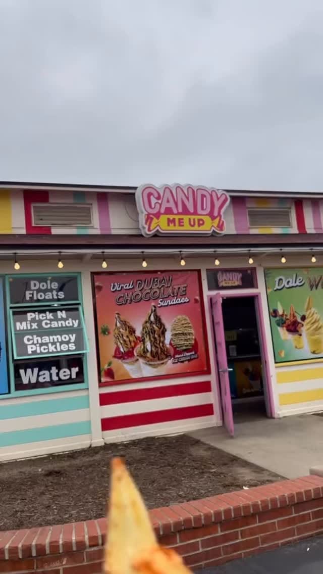 Post 4 by Candy Me Up on Instagram (video)